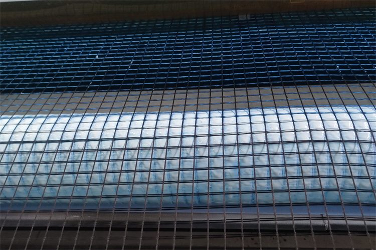 玻璃鋼格柵蓋板 打造垂釣園安全、耐用、美觀的走道優(yōu)選方案